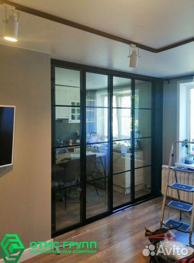 Стеклянные двери / Стеклянные перегородки