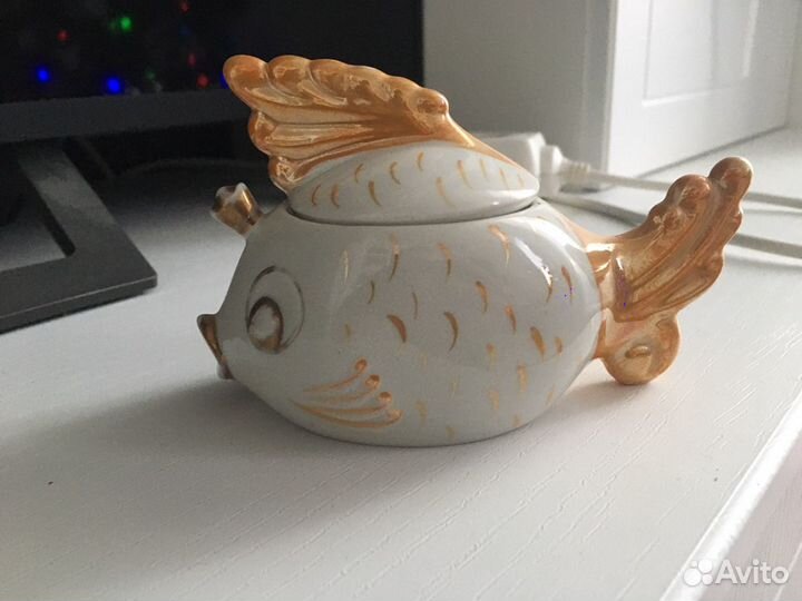 Фарфоровая рыбка