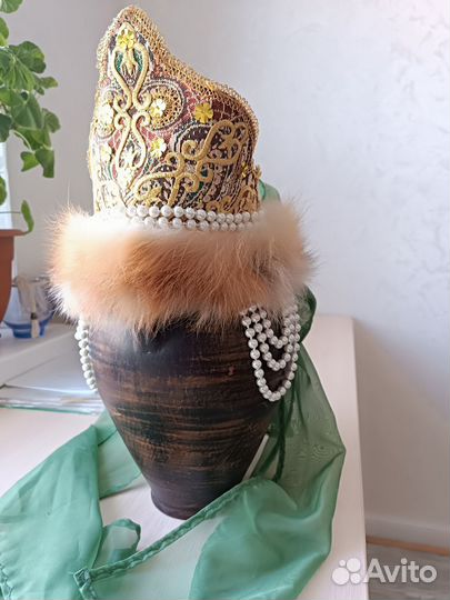 Головной убор женский -кокошник