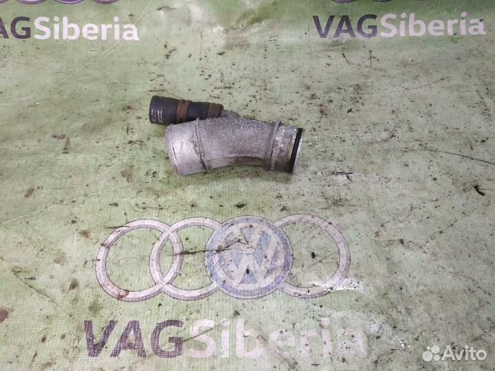 Патрубок интеркулера левый 7L5145727 porsche cayen