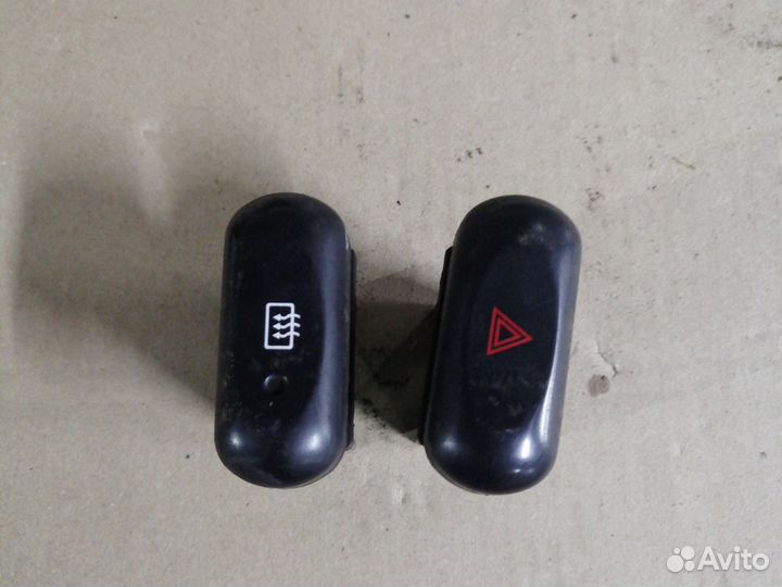 Кнопки авариики и подогрев стекла suzuki baleno