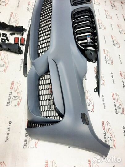 Бампер с решеткой на BMW 4 Series f32 стиль М4 F82