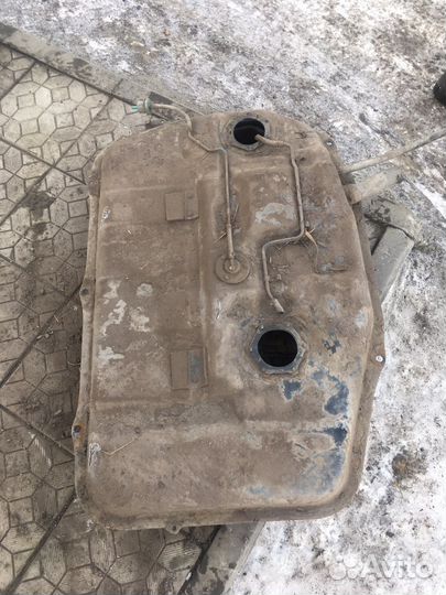 Топливный бак Mitshubishi RVR