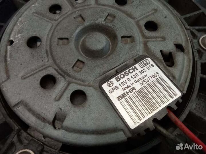 Диффузор радиатора Mini Countryman R60-ZA32