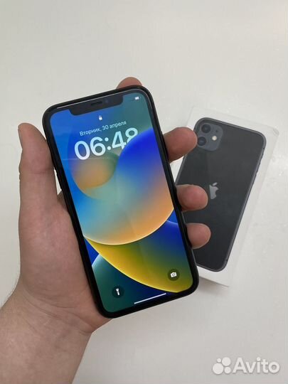 iPhone 11, 64 ГБ