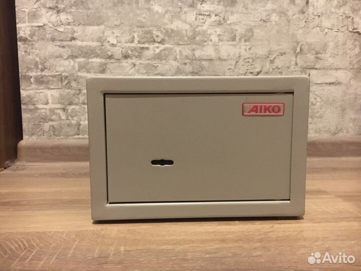 Сейф aiko