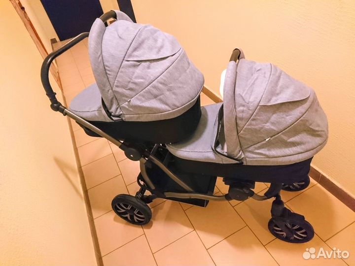 Коляска Legacy Mira 2 в 1 для двойни или погодок