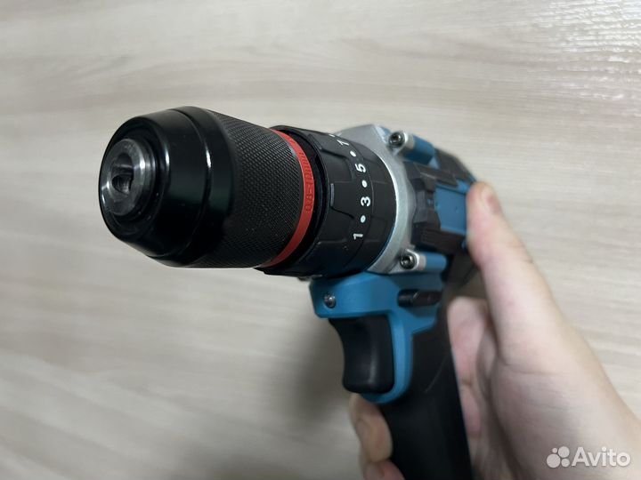 Шуруповерт 20v