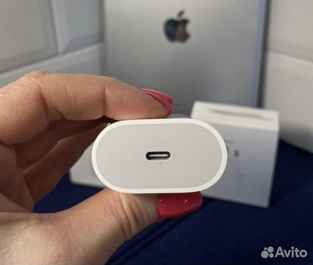 Зарядка на iPhone 20w