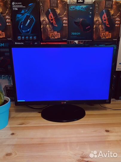 Монитор LG для компьютера 23.8 :1920/1080