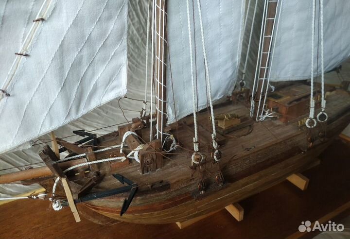 Модель голландского парусного корабля