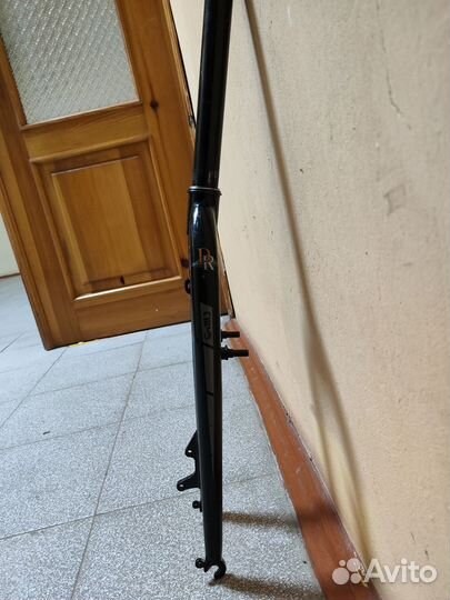 Вилка жесткая 26-27,5