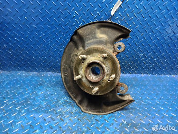 Кулак ступица передний правый Honda Cr-V 4