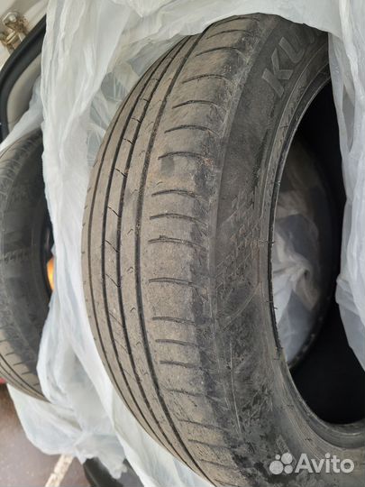 Kumho Ecsta HS51 215/55 R17 94V