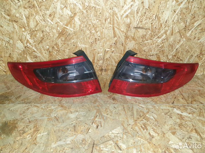 Фонарь задний наружный Renault Fluence