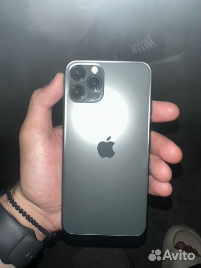 iPhone 11 Pro, 64 ГБ