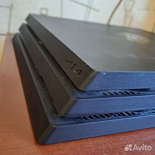 Игровая консоль ps4 pro