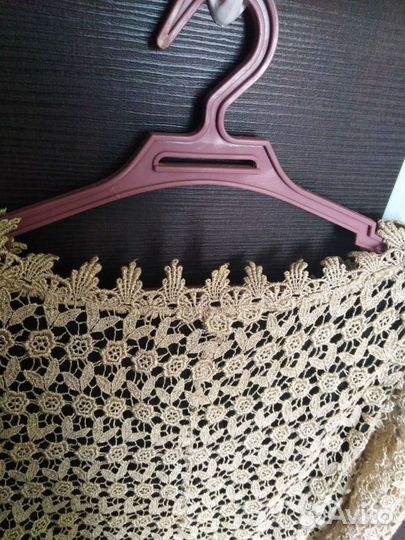Ажурный на чёрном подкладе из шифона 50-52р