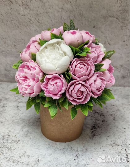 Букет пионов из мыла