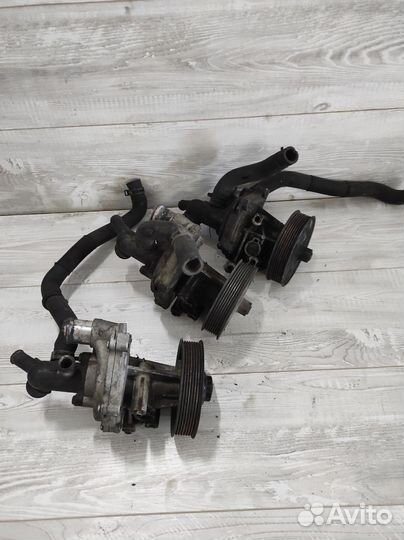 Помпа ford transit 7,8