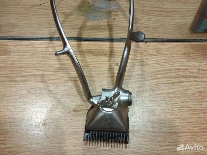 Машинка для стрижки.ручная