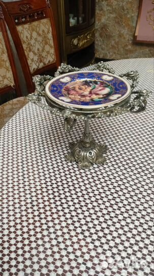 Ваза бронзовая,старая