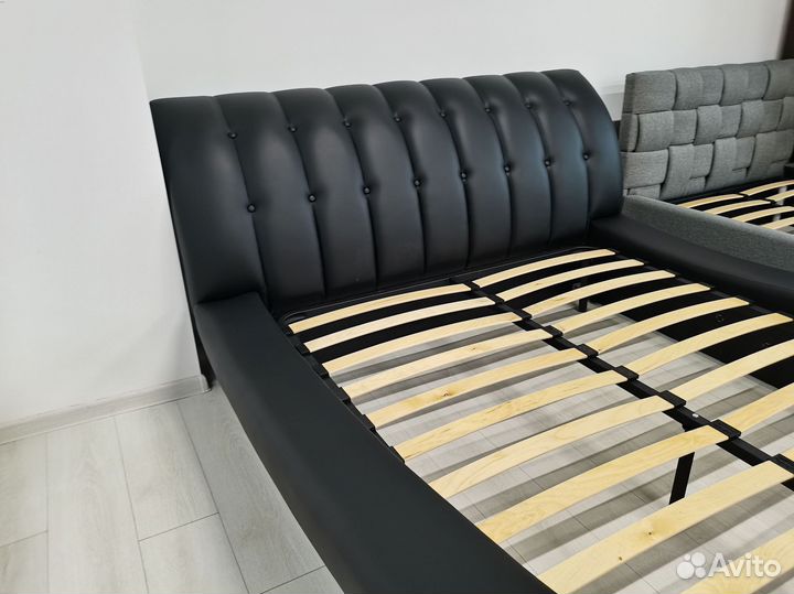 Кровать 140х200 черная Мадрид