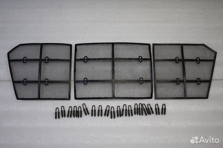 Защитная сетка в решетку Prado 150 2014 - 2017