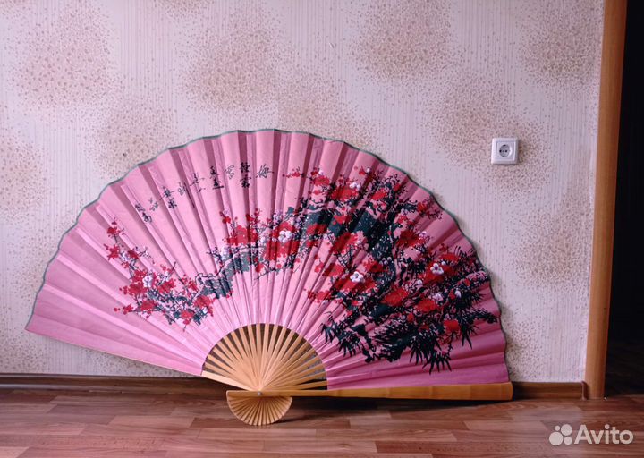 Веер большой интерьерный