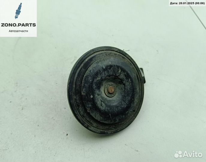 Сигнал (клаксон) 657625 на Opel Zafira A