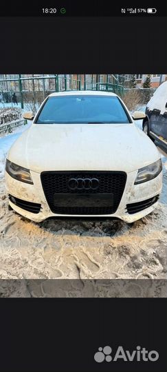 Решетка радиатора Audi a4 b8