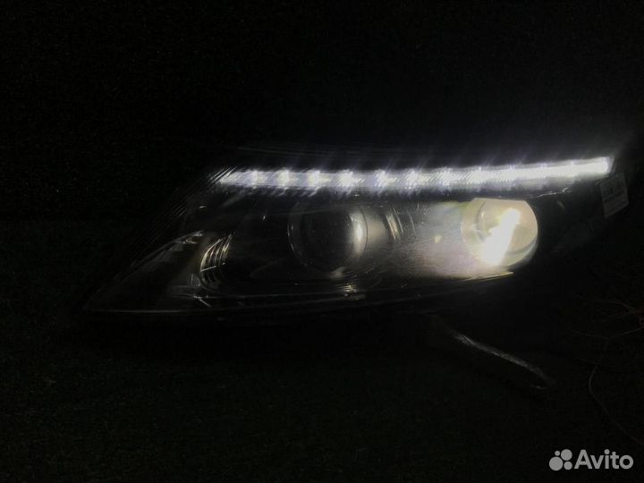 Фара левая Kia Optima