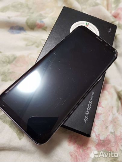 Телефон Samsung galaxy s8 plus