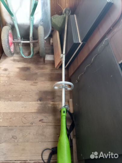 Газонокосилка с двойным прибоем