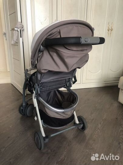 Прогулочная коляска chicco