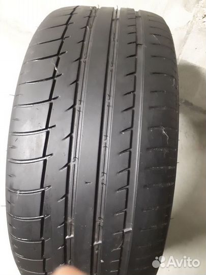 Triangle Sportex TSH11 215/45 R17 Y