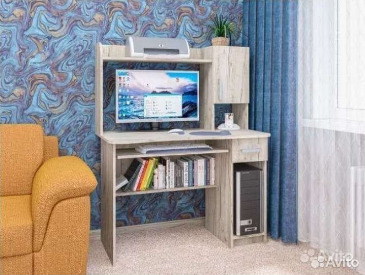 Стол письменный, компьютерный с ящиками и полками
