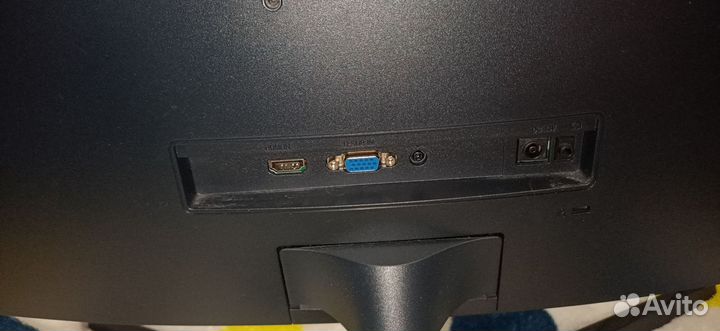Монитор Samsung C27R500FHI