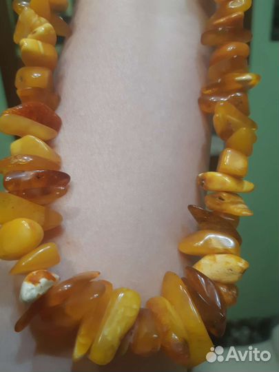 Бусы СССР из натур.янтаря желток 68гр