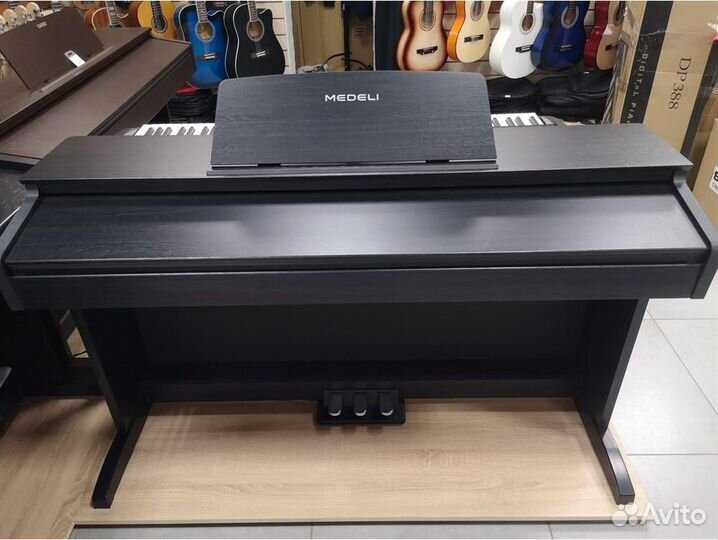 Цифровое пианино Medeli DP260