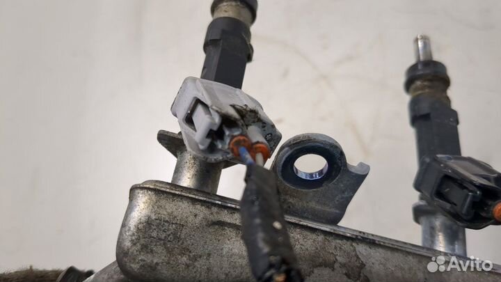 Форсунка топливная Toyota Yaris, 2012