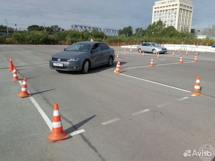 Площадка обучения вождению на своем авто