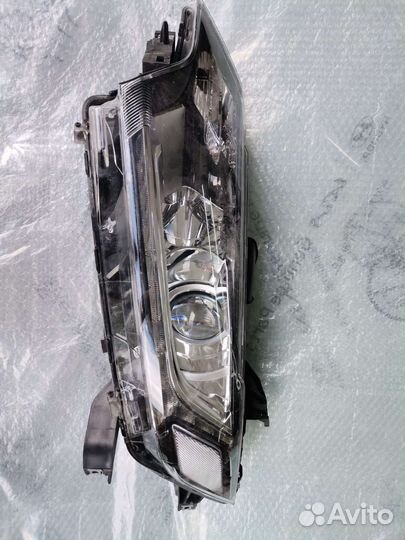 Фара левая Mitsubishi Outlander 3 (2015-н.в.) гало