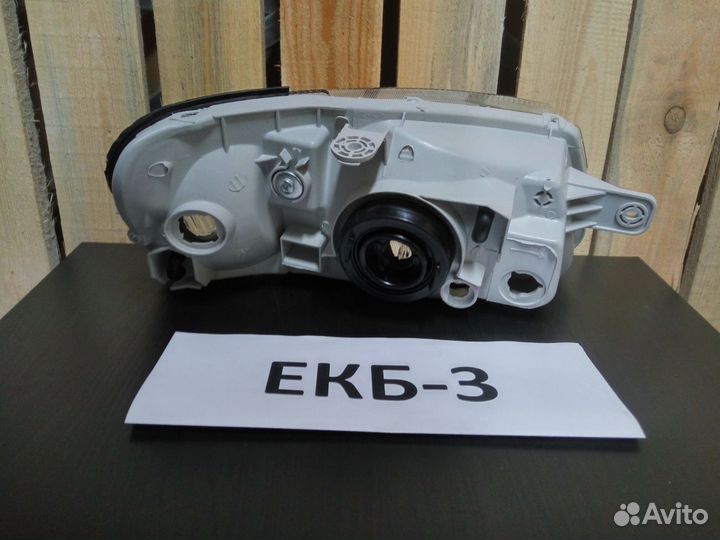 Фара левая Hyundai Accent 2 лс 2000-2012