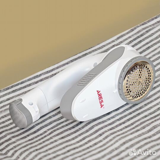 Прибор для удаления катышков