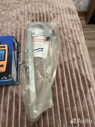 Эхолот с кронштейном