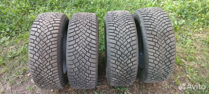 Continental IceContact 3 215/60 R16 99T