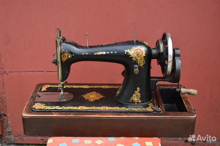 Швейная машинка Подольск 2М