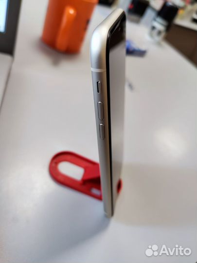 iPhone 11 White 128