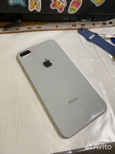 iPhone 8 Plus, 64 ГБ